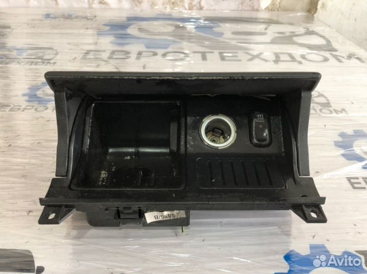 Пепельница Mercedes E-Class W210 М112 2000