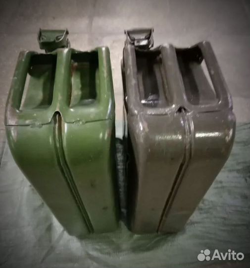 Канистра 20 литров бу