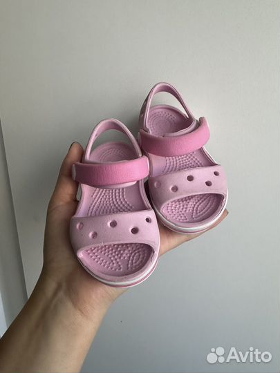 Детские тапочки- сабо и сандали Crocs