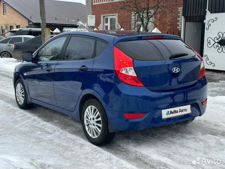 Hyundai Solaris 1.4 AT, 2012, 176 000 км