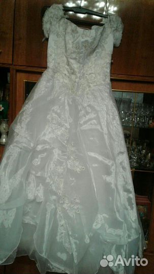 Платье свадебное