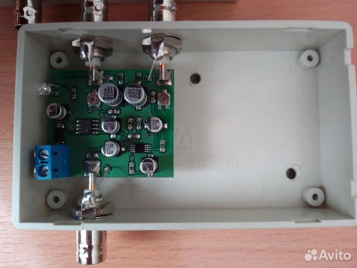 Усилитель видеосигнала AVD(102)