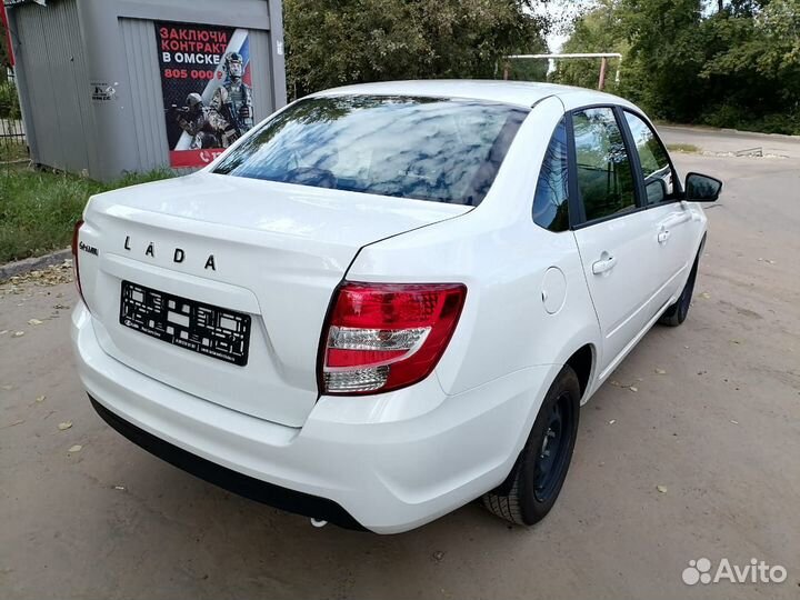 LADA Granta 1.6 МТ, 2024, 4 000 км