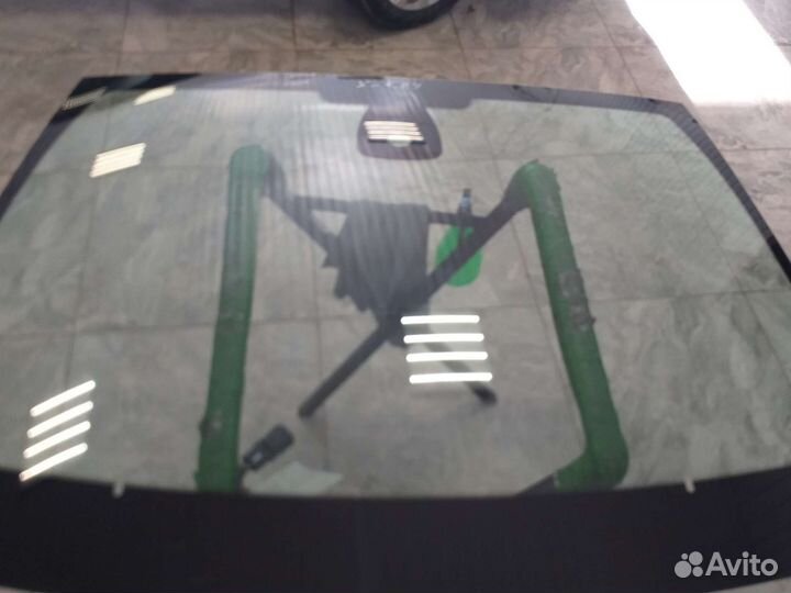 Стекло лобовое LADA xray