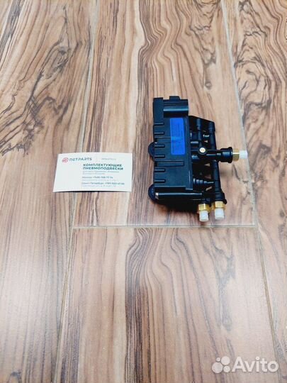 Блок клапанов Land Rover Discovery 3 новый