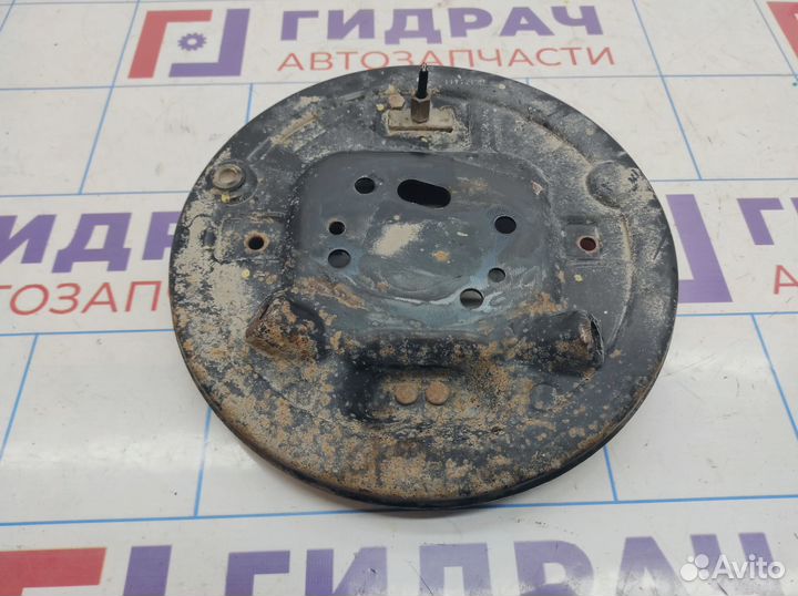 Щит опорный задний правый Ford EcoSport 1801720