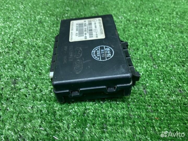 Блок управления сигнализации Hyundai Solaris