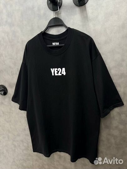 Футболка YE24 оверсайз