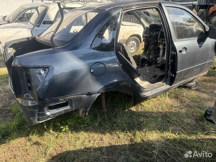 Кузов granta по частям