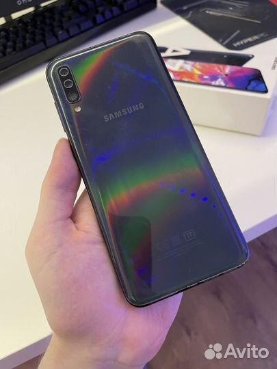 Samsung Galaxy A70, 6/128 ГБ