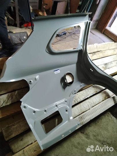 Заднее левое крыло Hyundai Grand Santa Fe