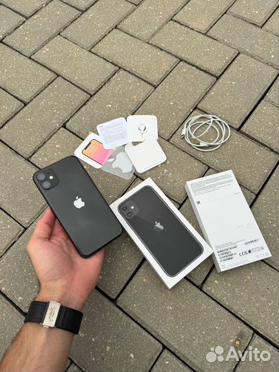 iPhone 11, 128 ГБ