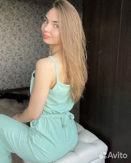 Новый комбинезон 44 размер