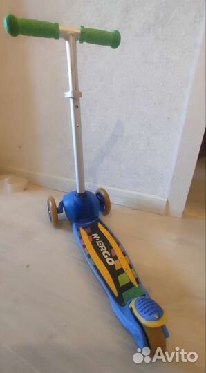 Самокат детский трехколесный