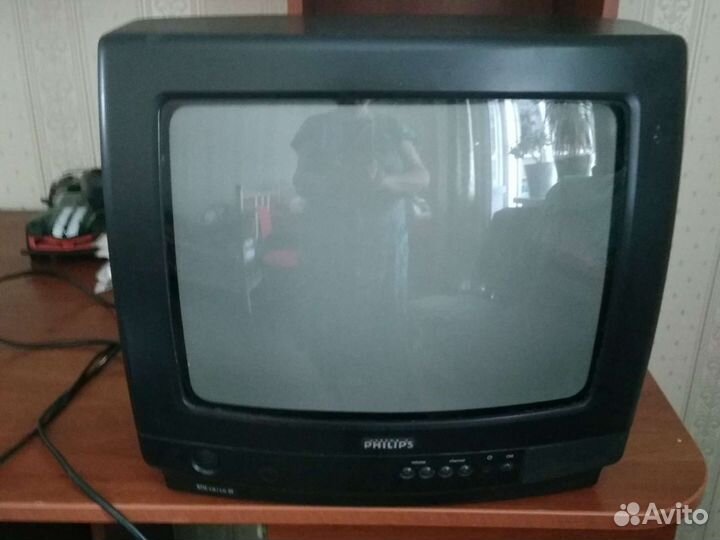 Телевизор бу filips