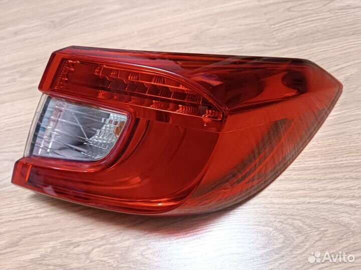 Honda accord 10 задний фонарь