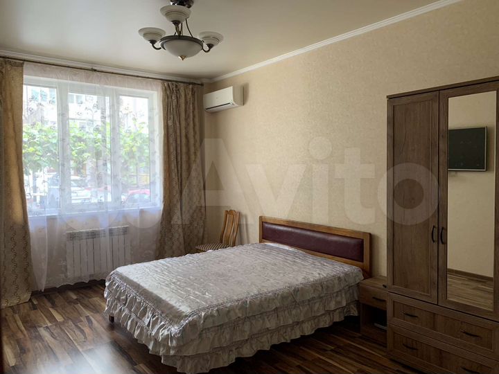 1-к. квартира, 50 м², 1/3 эт.