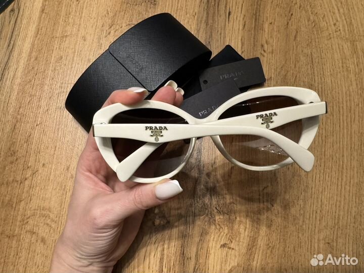 Солнцезащитные очки prada оригинал