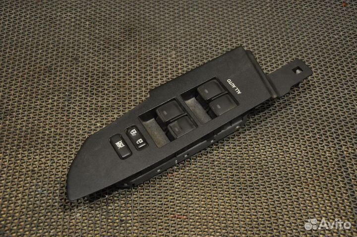 Блок управления стеклоподъемниками toyota coroll