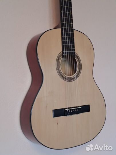 Гитара семиструнная