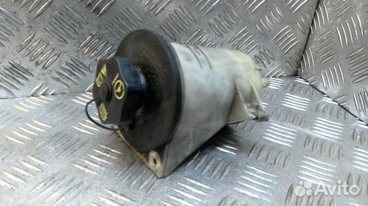 Бачок гу ford explorer 3 (82F05NO01)