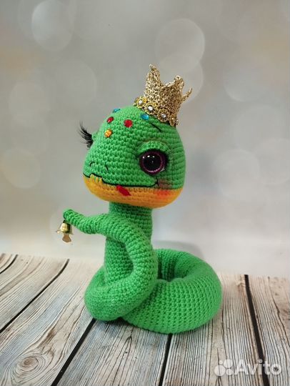 Змейка вязанная