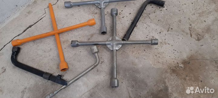 Балонный ключ