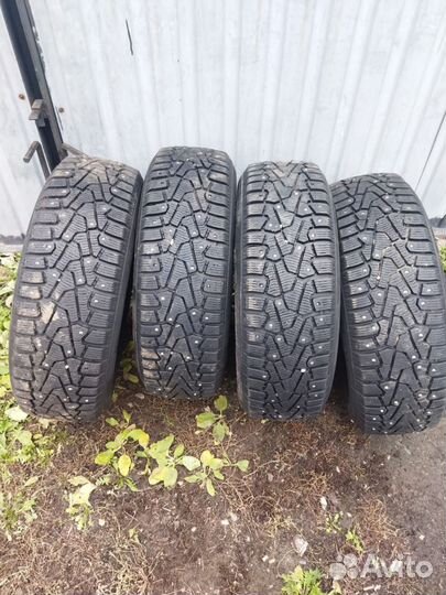Pirelli Ice Zero 185/65 R15 92T