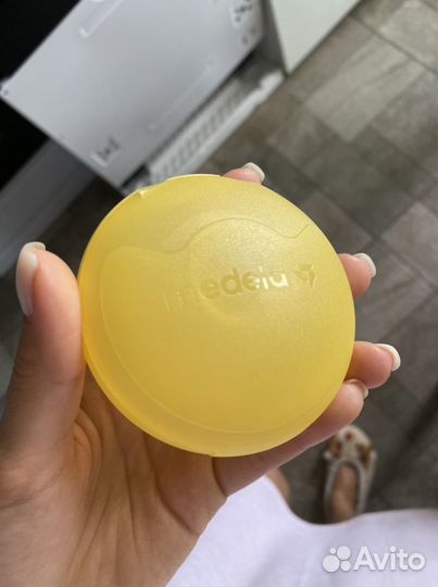 Накладки на грудь medela s