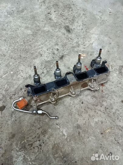 Топливная рампа Vag 1.4 TSI cax caxa