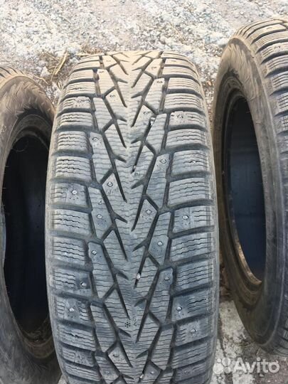 Nokian Tyres Hakkapeliitta 7 SUV 215/65 R16