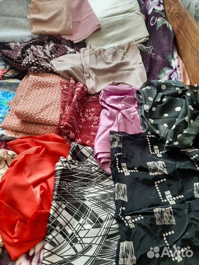 Отрезы ткани СССР шёлк, гипюр, парча