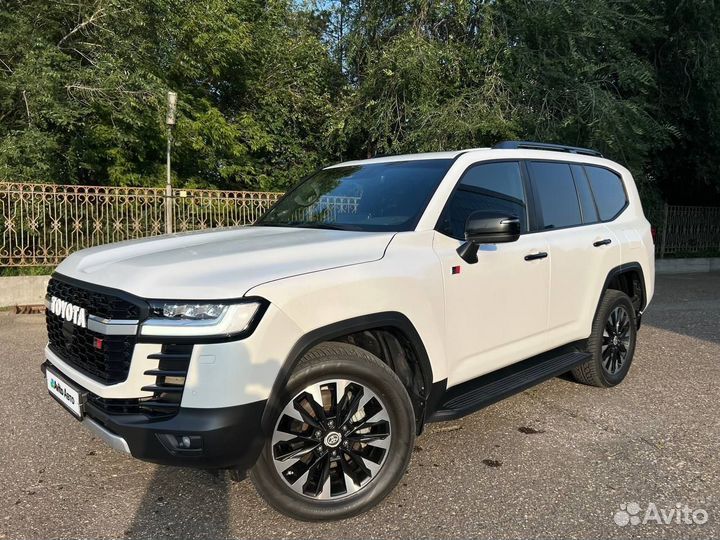 Toyota Land Cruiser 3.3 AT, 2021, 64 200 км