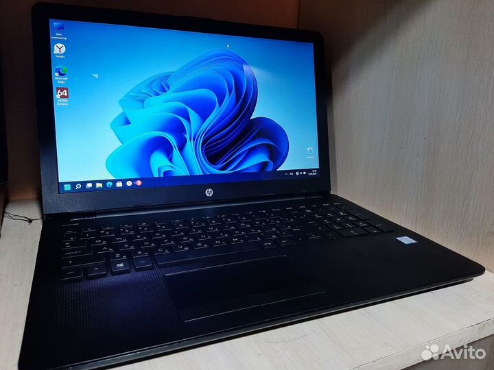 Не старый HP Intel Core i5 с SSD