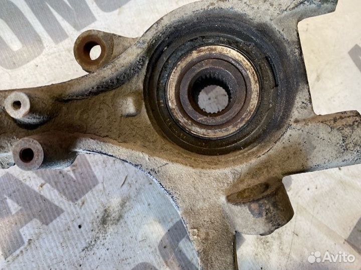 Кулак поворотный передний левый Hyundai Sonata 4