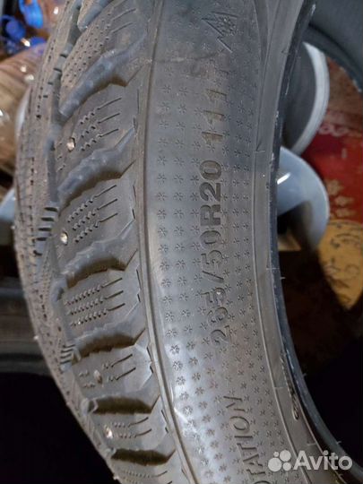 Kumho I'Zen RV Stud KC16 265/50 R20