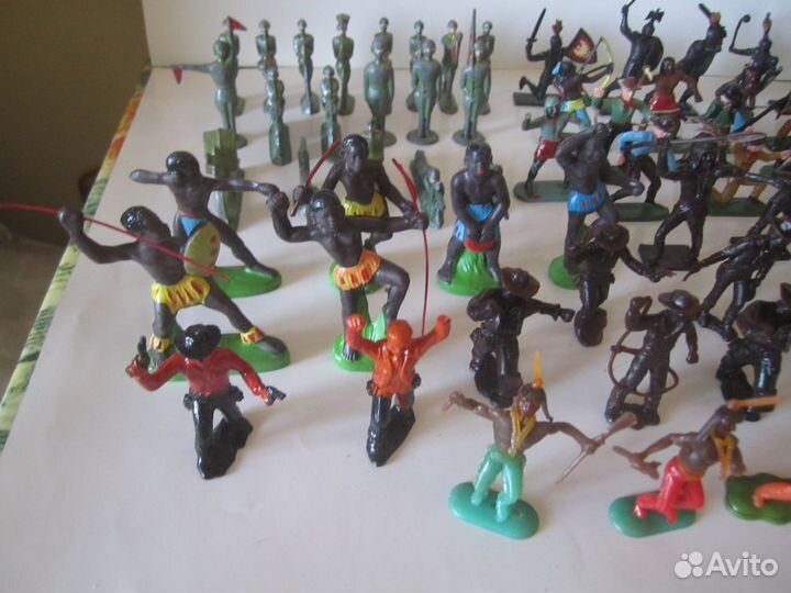 Солдатики пластмассовые из СССР