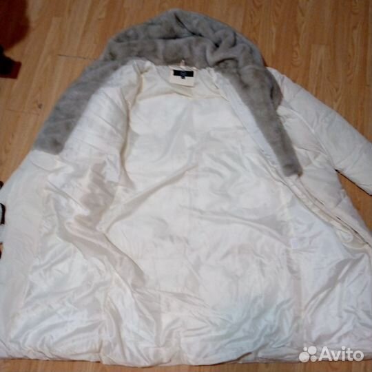 Пуховик женский