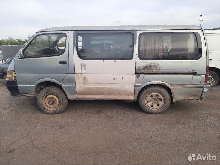 Toyota hiace 4wd в разбор