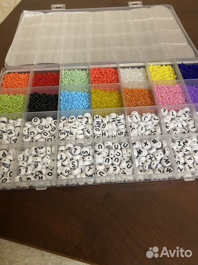 Браслет из бисера