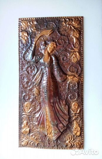 Чеканное медное панно