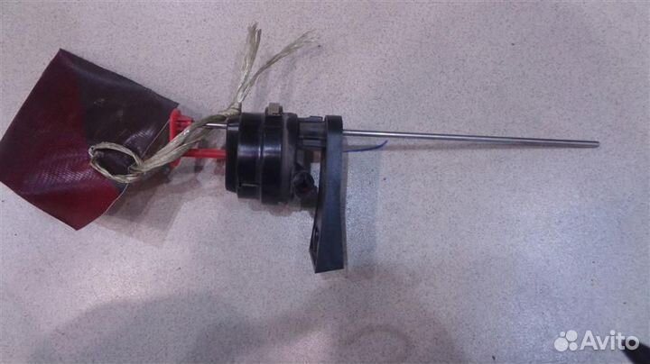 Активатор замка крышки бензобака Mercedes Benz C