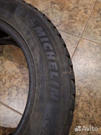 Michelin X-Ice North 4 185/65 R15 92T