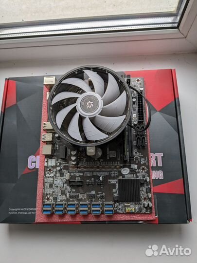 Материнская плата с процессором afox 12xGPU