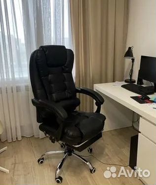 Компьютерное, офисное кресло руководителя