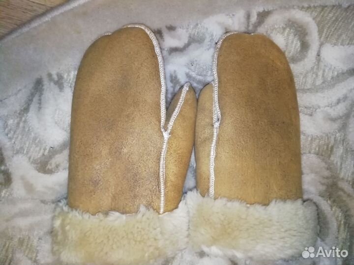 Варежки зимние женские