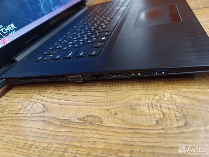 Игровой ноутбук Lenovo g70-70/ диагональ 17 дюймов