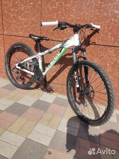 Велосипед горный стрит дерт Stern air 1.0