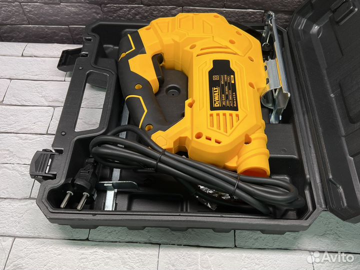 Электро лобзик dewalt (сет.) 1180W