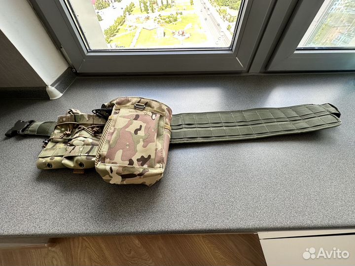 Тактический пояс с подсумками